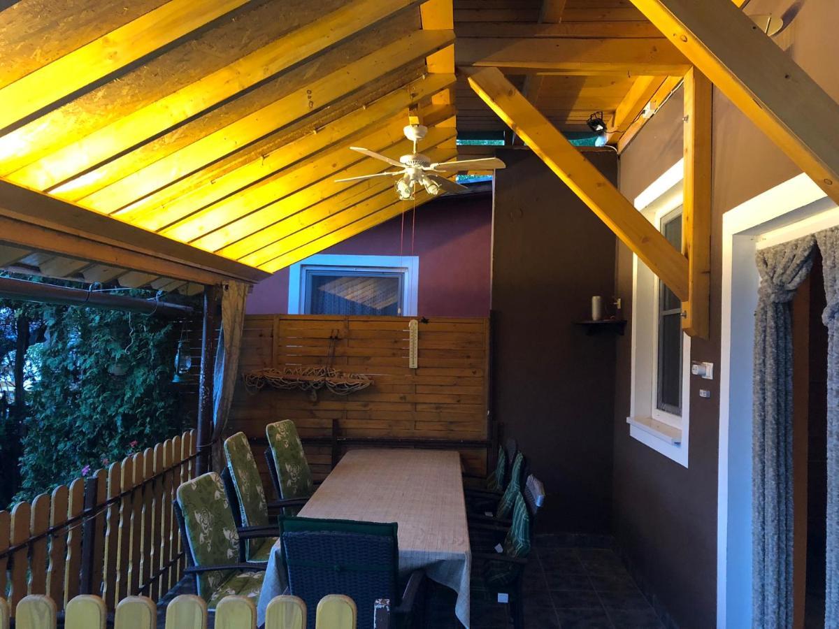 Hero 4 Sterne Ferienhaus Baja Exterior photo