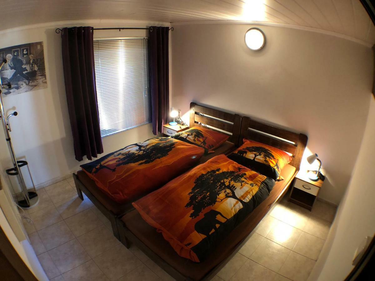 Hero 4 Sterne Ferienhaus Baja Exterior photo